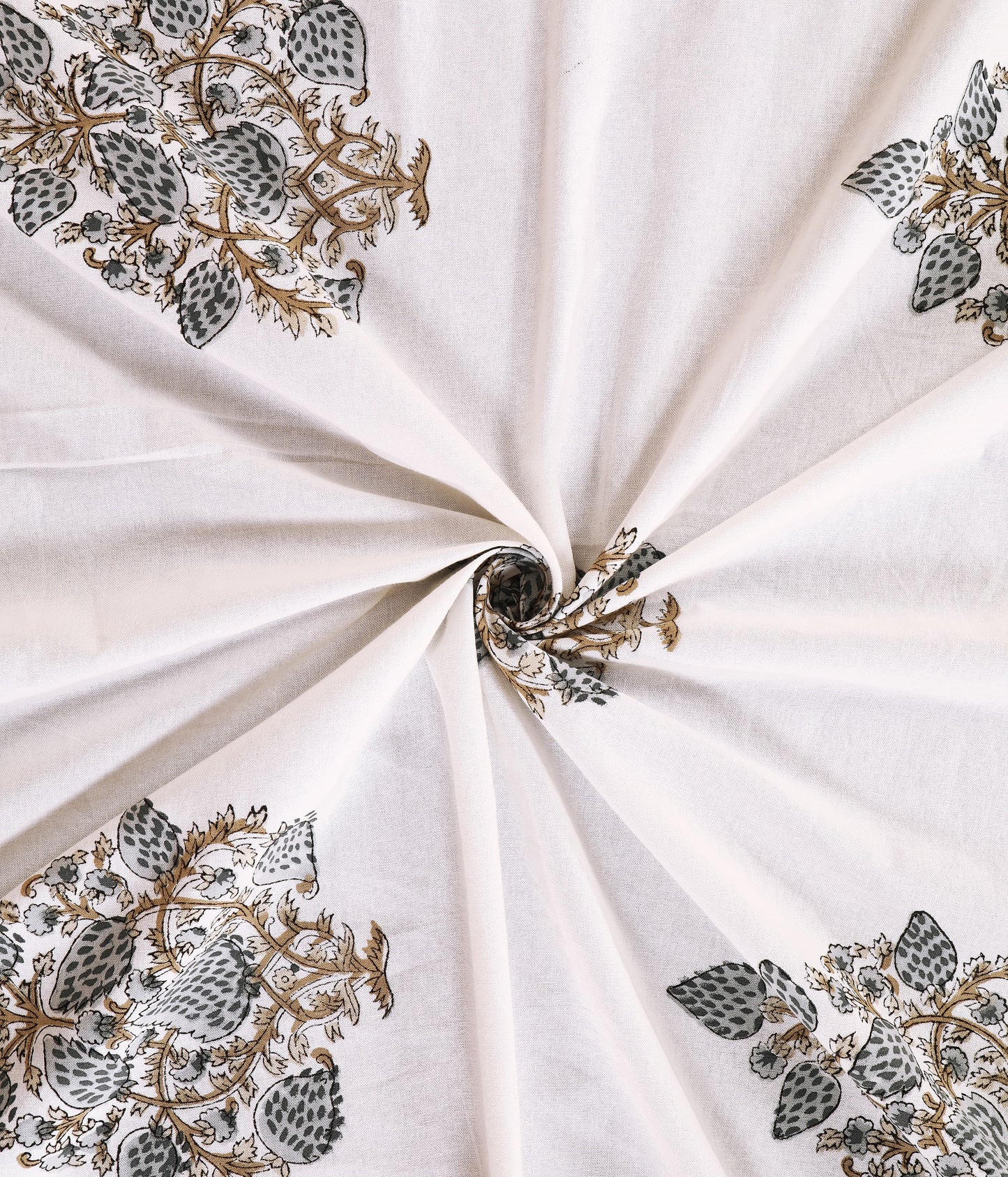 Sunehri Bagh / Golden Grove Bedsheet