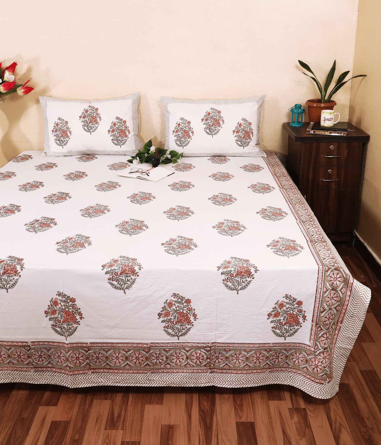 Surajkund Phool / Rustic Bloom Bedsheet