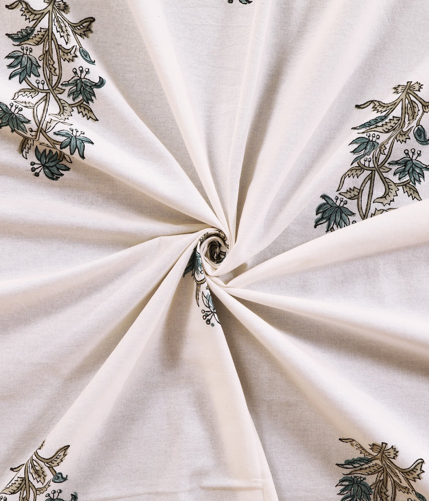 Ivory Mahal / Ivory Bloom