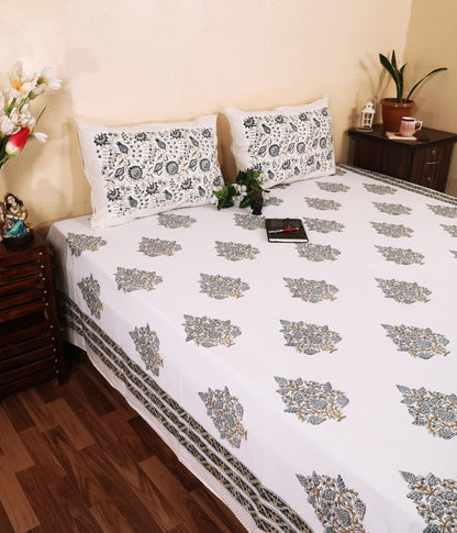Sunehri Bagh / Golden Grove Bedsheet