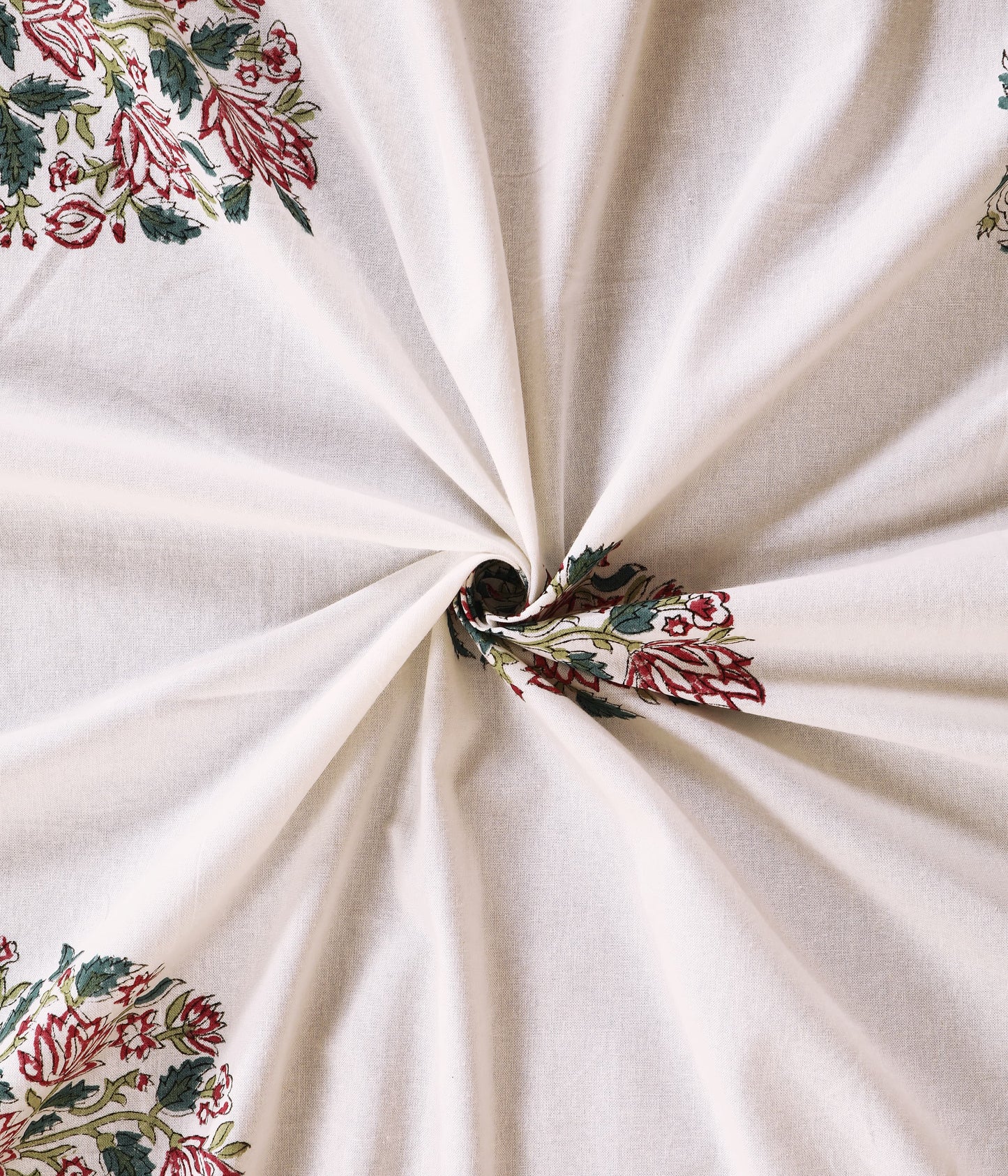 Bagh-e-Saaz / Verdant Bloom Bedsheet