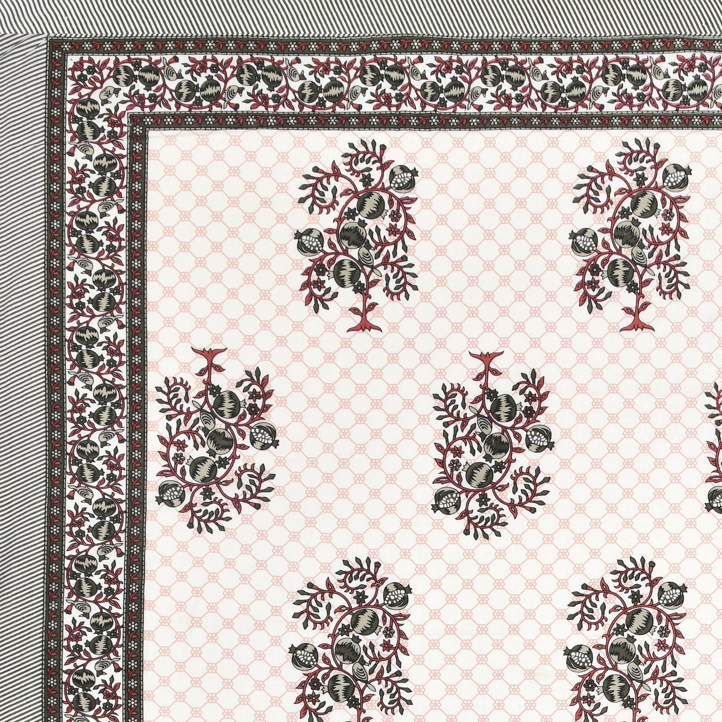 Royal Blossom Double Cotton Bedsheet (90×100 in.)