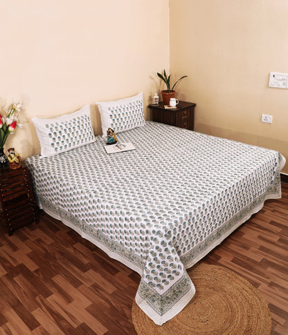 THE HIGHMOUR BLOOMLINE collection bedsheet in block print design from Jaipur made of pure cotton