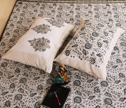 THE HIGHMOUR BLOOMLINE collection bedsheet with block print design from Jaipur in pure cotton fabric